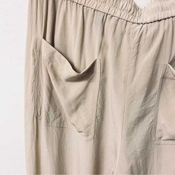 Theory Cortlandt Women's Silk High Rise Pant - Picture 5 of 6